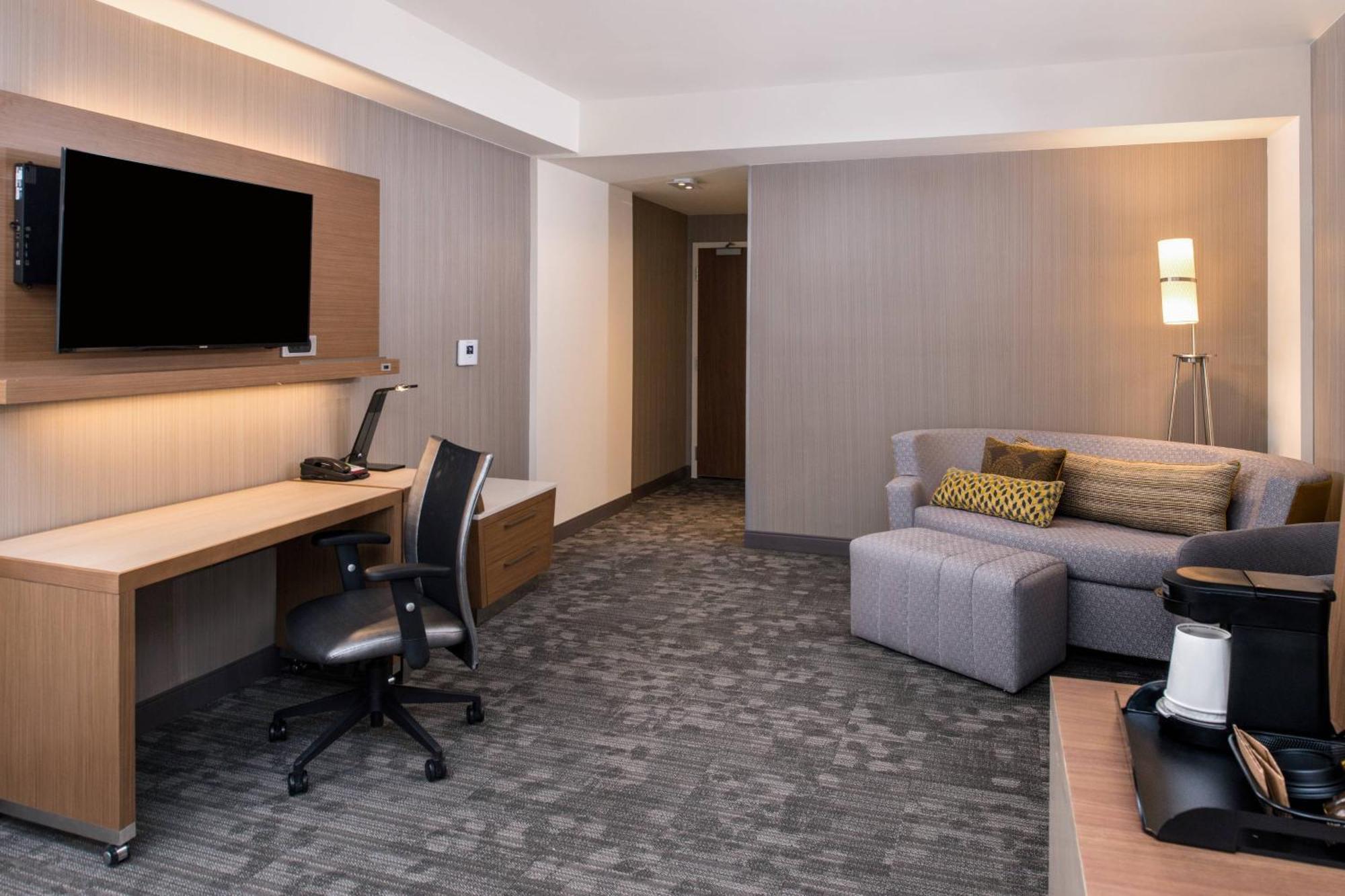 Courtyard By Marriott Detroit Farmington Hotel Farmington Hills Kültér fotó